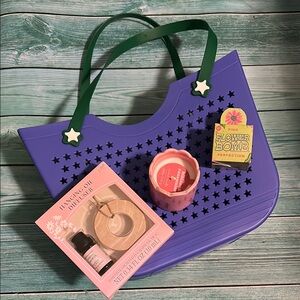 Periwinkle Star Tote Bag with Green Handles